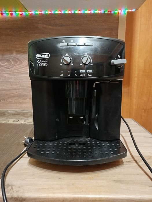Продам Продам кавомашину Delonghi Caffe' Corso