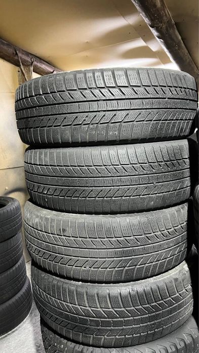 Комплект зимової гуми 205/55/17 Continental