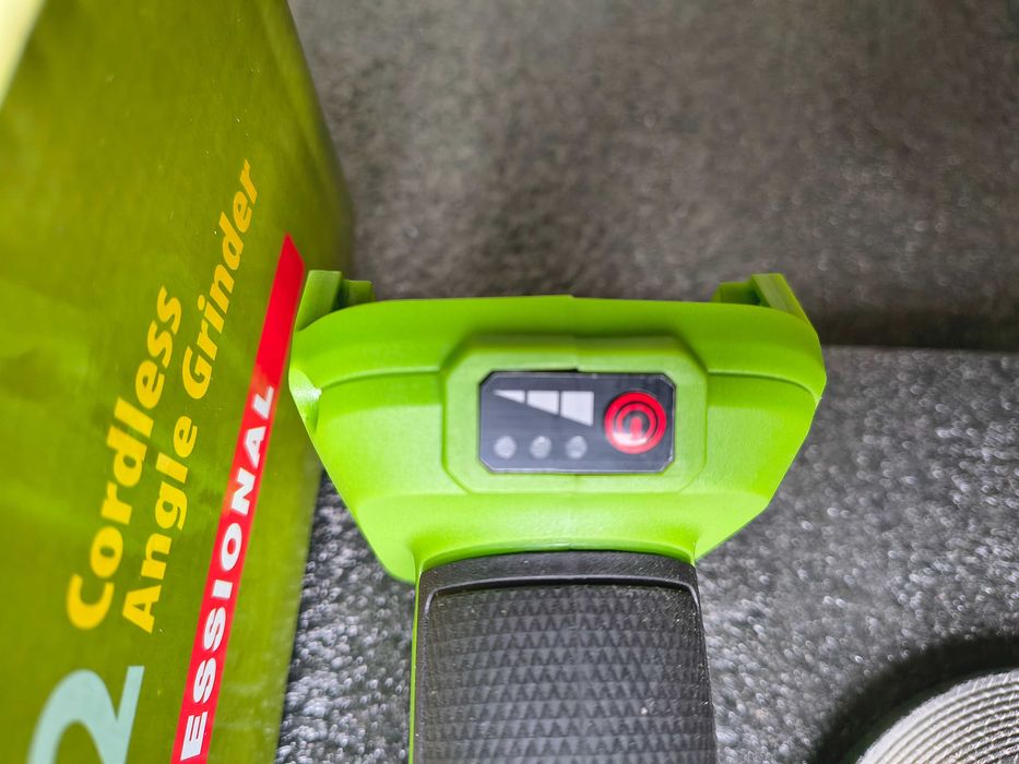 Акумуляторна болгарка Procraft PGA-22 тушка або комплект