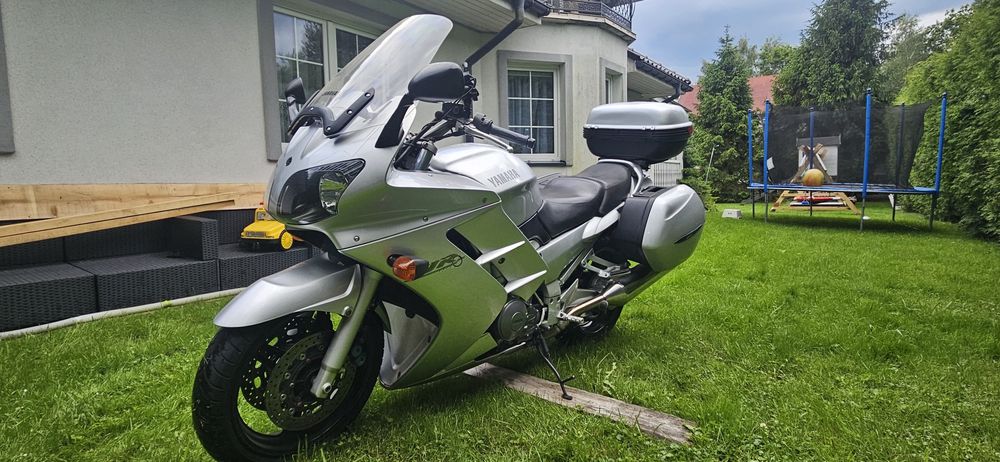 Yamaha FJR 1300 2002r. – 3 kufry, gotowa do jazdy
