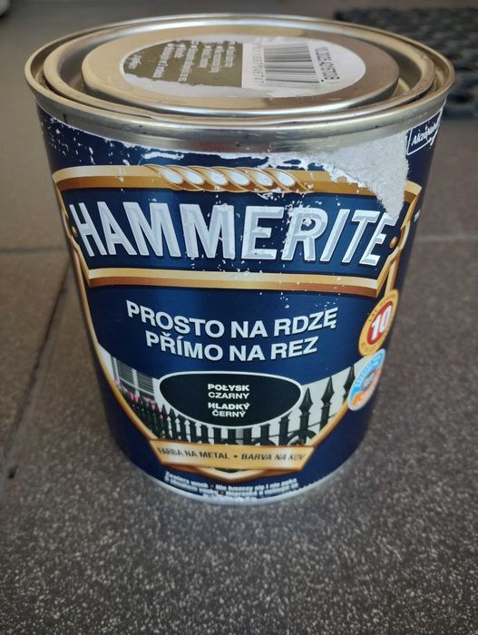Farba do metalu HAMMERITE prosto na rdzę, czarny połysk 0,7l