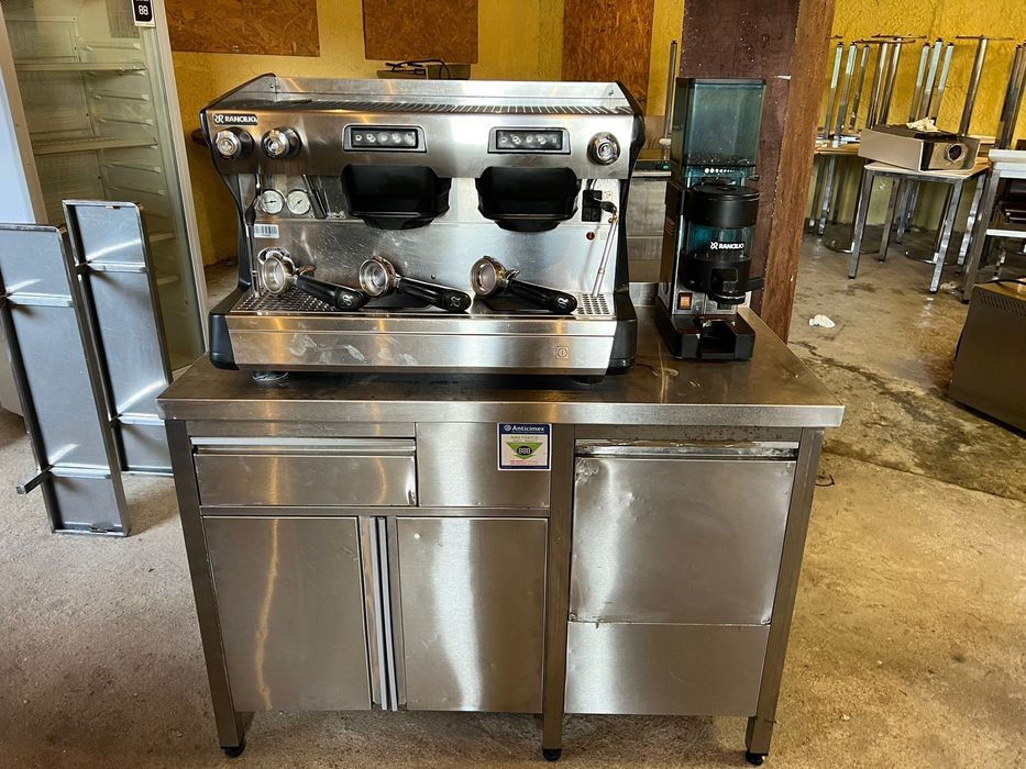Máquina de Café Profissional Rancilio + Mó + Bancada Inox