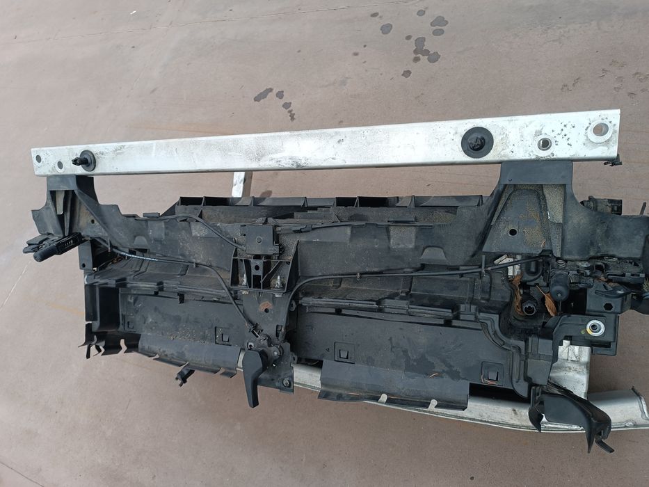 Панель установочна касета радіаторів в зборі телевізор Audi Q7 4M 3.0