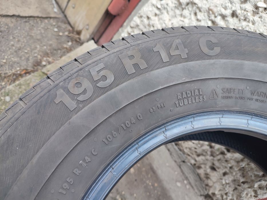 Pojedyncza opona Barum Vanis2 195/14C