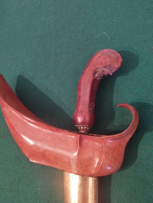 Kris malaio do final do século XIX LÂMINA COM OURO