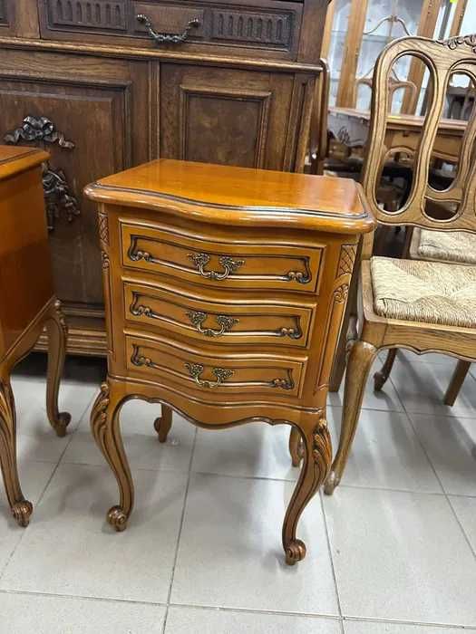 Zestaw szafek nocnych w stylu klasycznym. Transport cały kraj