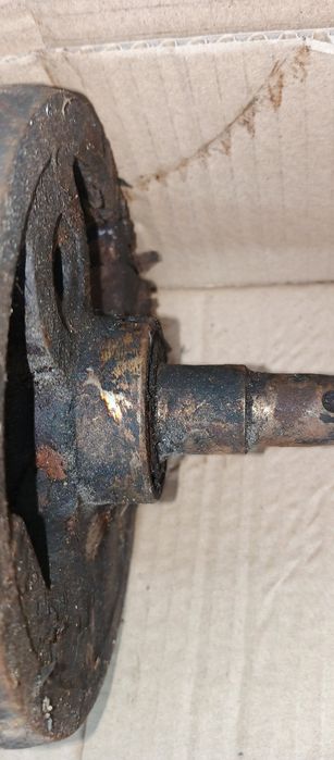 Колінвал іж планета новий