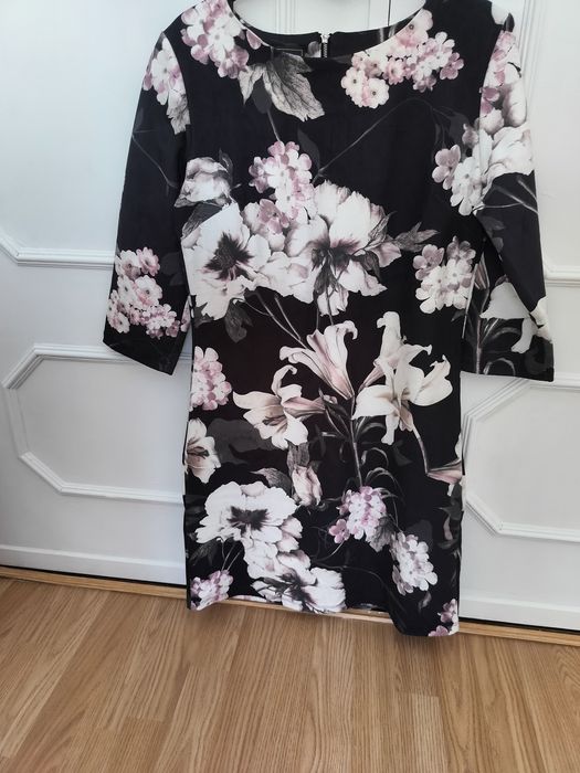 Vestido com padrão flores