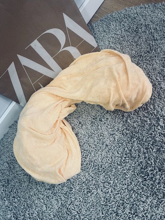 Pojedyncze przescieradlo frotte na gumce ze sciagaczem