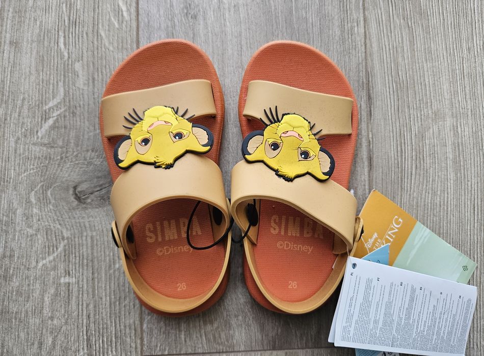 Nowe sandałki, Simba Disney, rozm 26