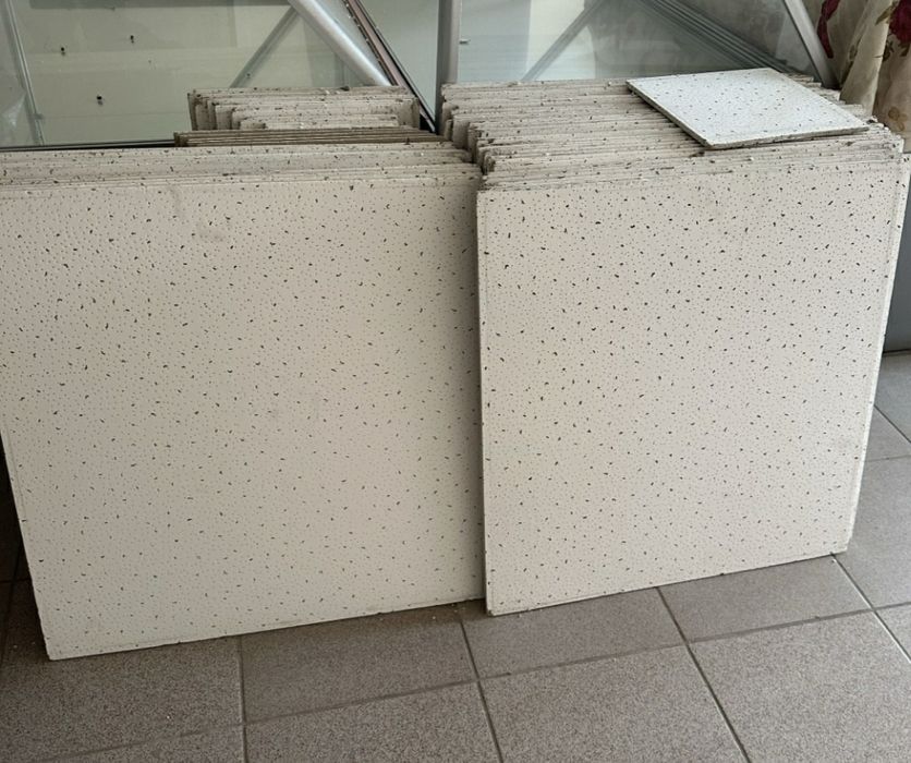 Потолочна плита 600х600 Армстронг