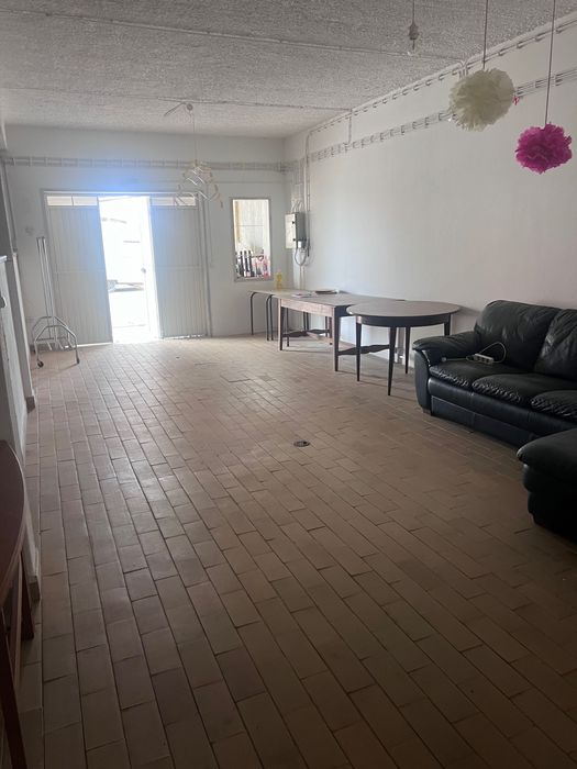 Armazém / Espaço de Logística para Alugar | Charneca da Caparica
