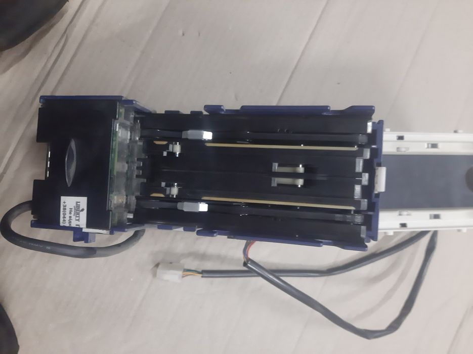 Купюроприймач JCM DVB301