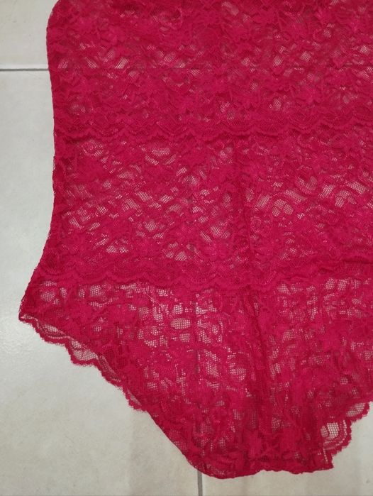 Body rendado vermelho novo
