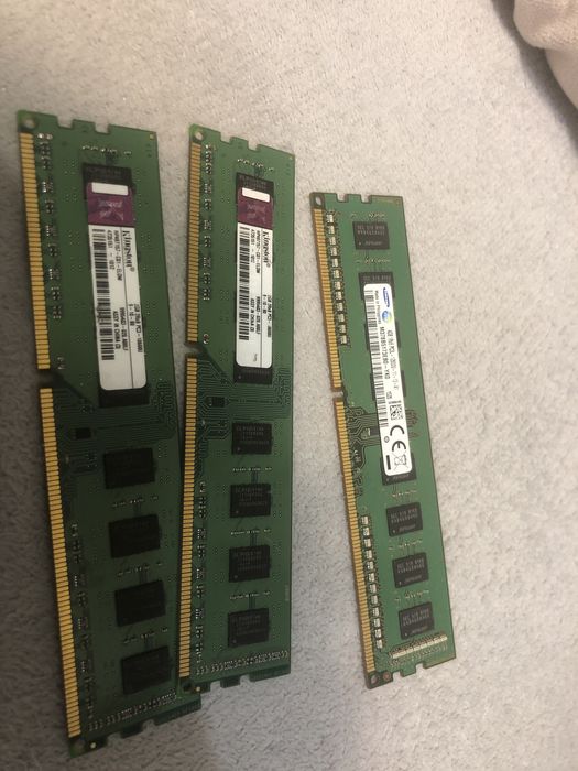 Оперативна пам’ять Hynix 4GB 8GBDDR3 PC3-12800U,10600R