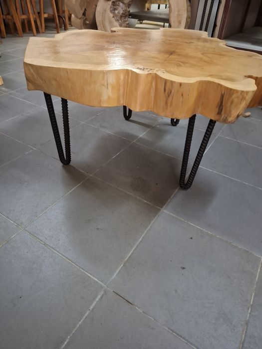 Mesa Centro de Sala em Madeira