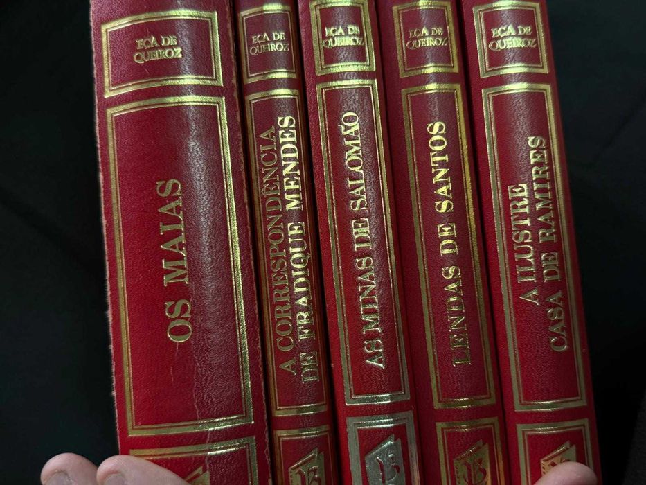 Enciclopédia Verbo Juvenil e Coleção Eça Queiroz