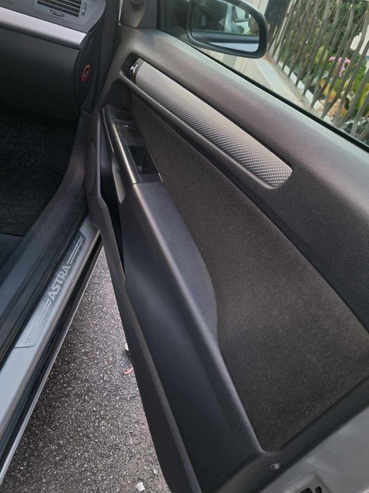 Opel astra gtc 5 lugares