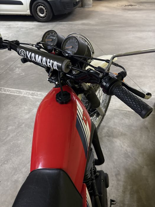 Moto Yamaha MX125