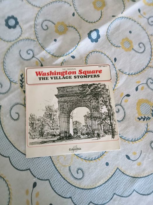 SINGLE The Village Stompers