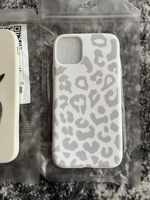 Продам чохли для iPhone 11 (Нові)