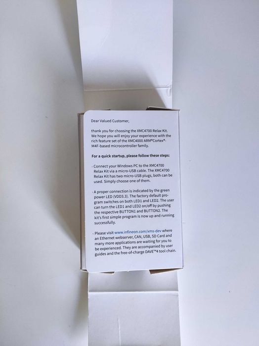 Microcontrolador Infineon XMC4700 Relax Kit