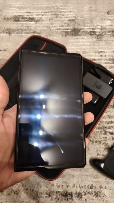 Sprzedam Nintendo Switch.