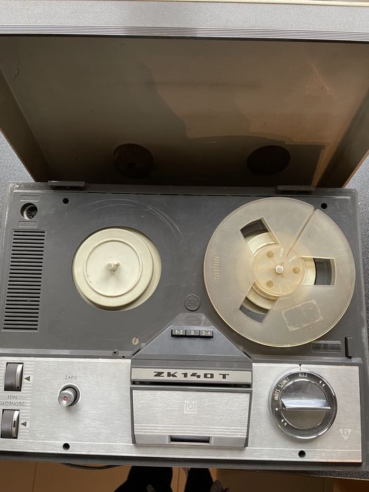 Magnetofon szpulowy ZK 140 czterościeżkowy PRL i Radio Jowita 2 gratis