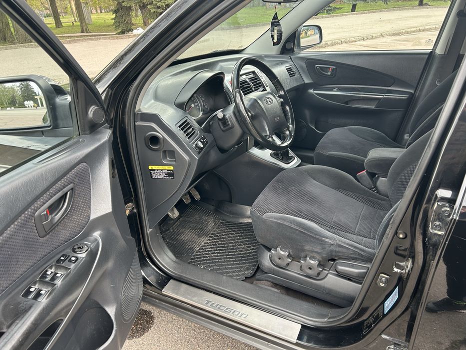 Хюндай Туксон Hyundai Tucson 2.0  в рідній фарбі