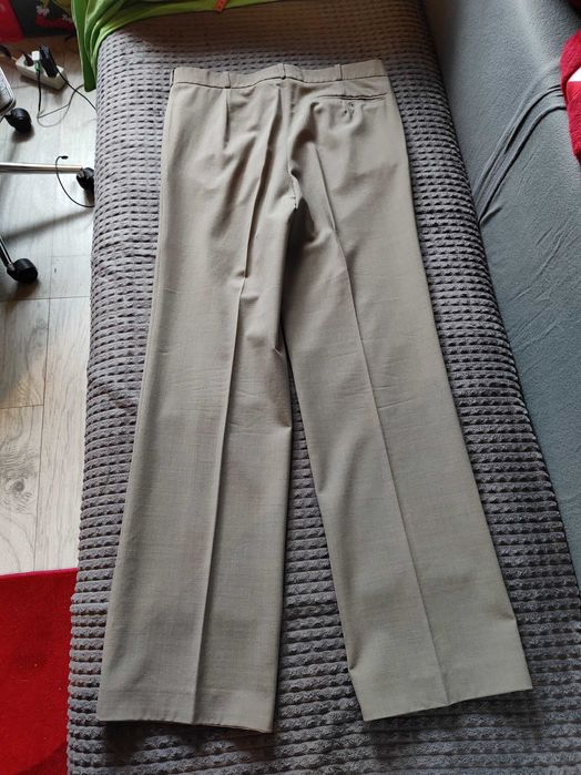 Garnitur męski LAZAR komplet spodnie+marynarka+kamizelka. Stan IDEALNY