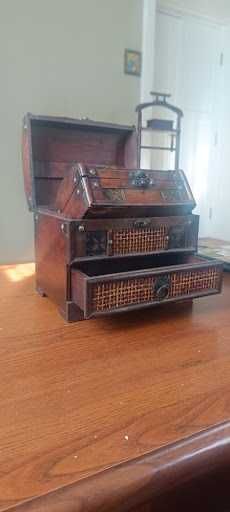 Дерев'яних скриньок-сундучків (2 в 1) у вінтажному стилі / Шкатулка