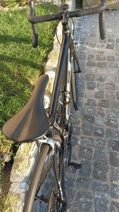 Bicicleta estrada  BH 52" carbono 105