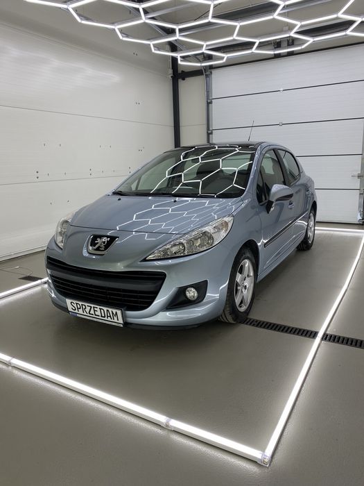 Peugeot 207 benzyna ! Super Stan ! Panorama ! 2 komplety kół !