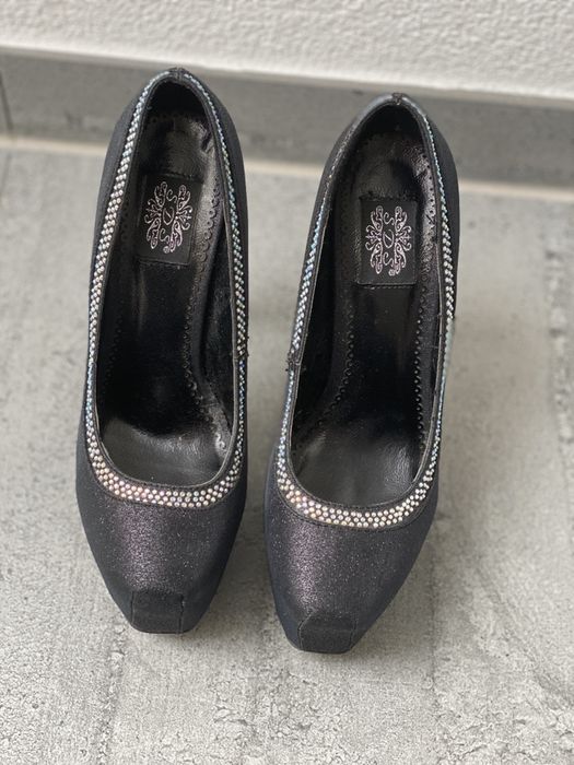 Szpilki czarne buty na obcasie 37