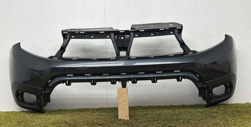 Бампер передній Dacia Duster  в наявності