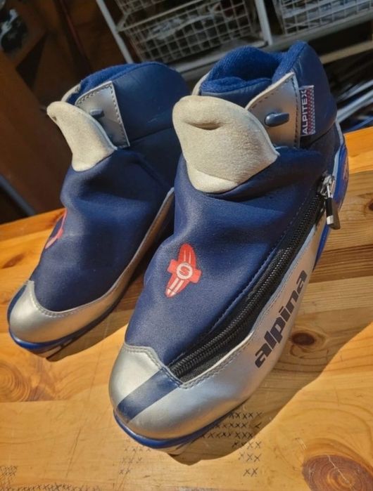 Buty biegowe/na nartorolki Alpina NNN nr 39 - 24.5cm
