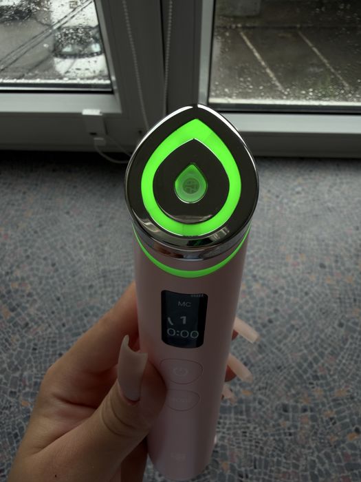 Medicube AGE-R Booster Pro