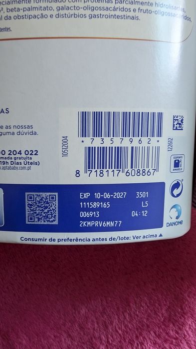2 latas de fórmula infantil aptamil AO AC