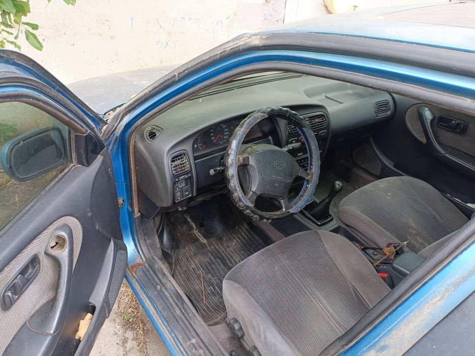 Продам Nissan Primera.