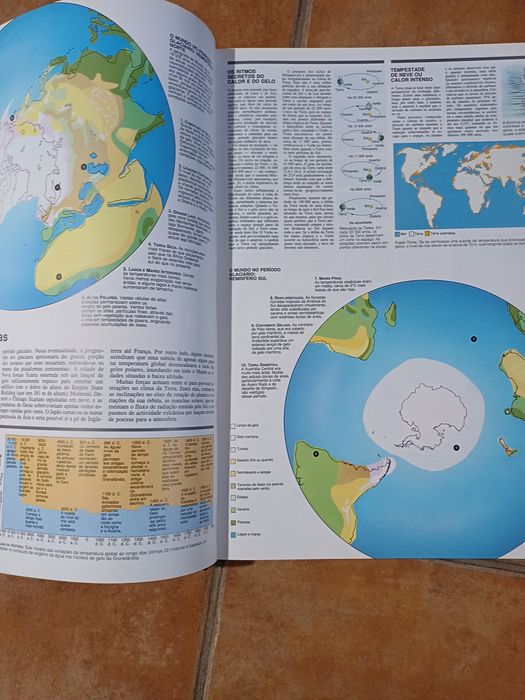 Novo Atlas do Mundo - Selecções do Reader's Digest (Excelente Estado)