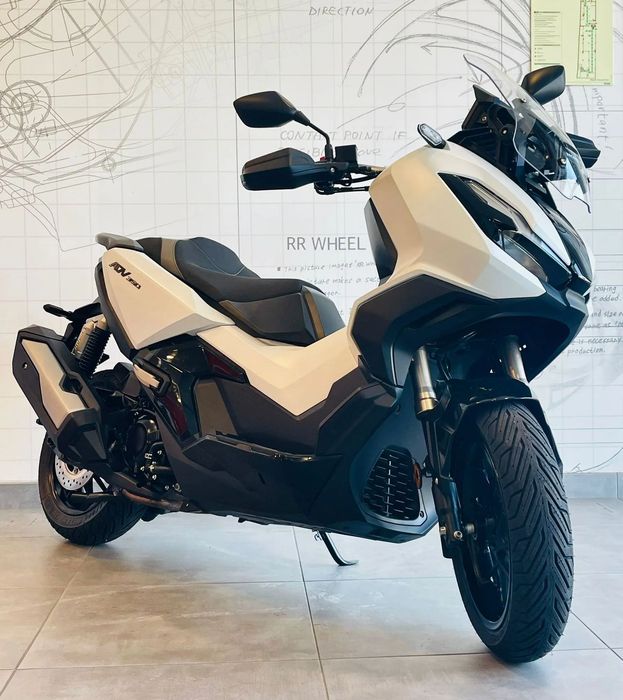 Honda ADV 350