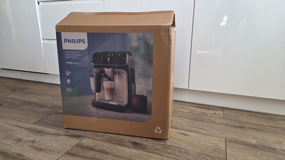 Philips LatteGo EP4300 stan BDB + akcesoria