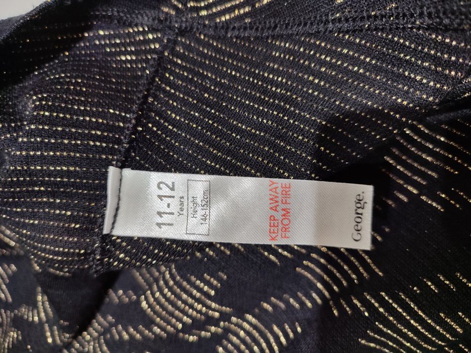 Śliczna elegancka sukienka czarna ze złota nitka, Love2 laugh, 146-152