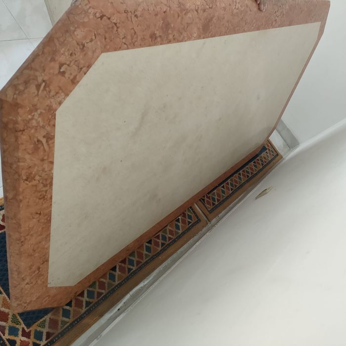 Mesa de sala em mármore