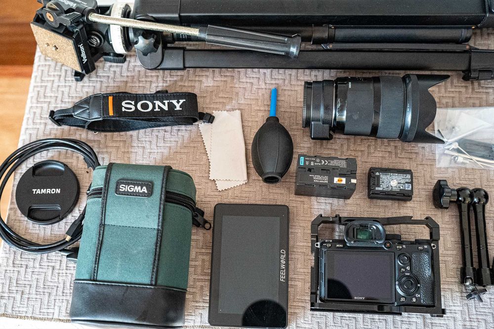 Sony A7iii Full Acessorios Tripe e Lente Sigma Art