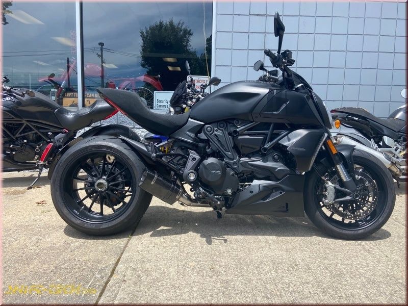 Kompletny wydech SHIFT TECH Ducati Diavel 1260