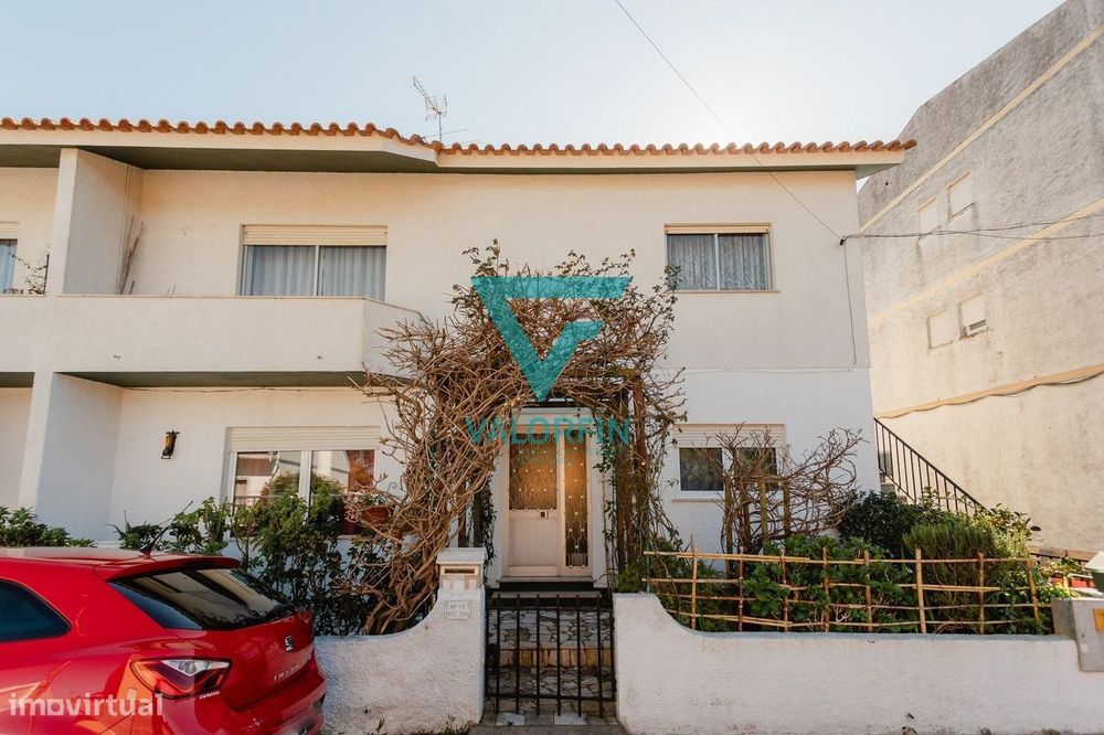 Apartamento T3 c/ Garagem Independente - MARINHA GRANDE