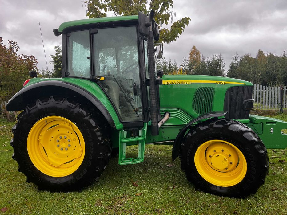 John Deere M 6120