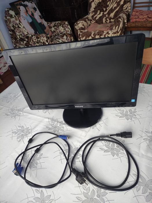 Монітор philips 19.5