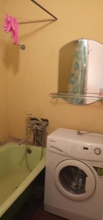 Продам 1- комнатную квартиру на Баварии